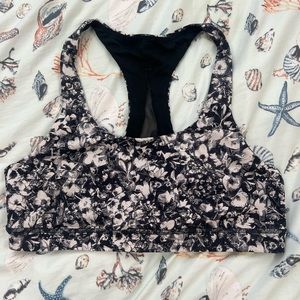 Lululemon black and white sport bra size 12